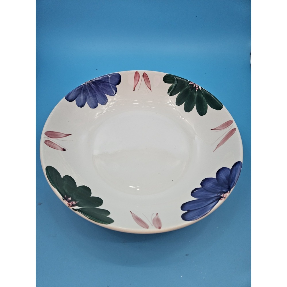 Vintage Roma Inc. in the Fiori pattern. Made In Italy 10.5"